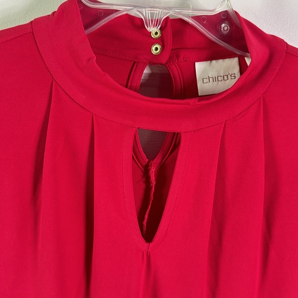 Chicos Red Keyhole Top - Perfect for the Holidays! - Picture 3 of 4